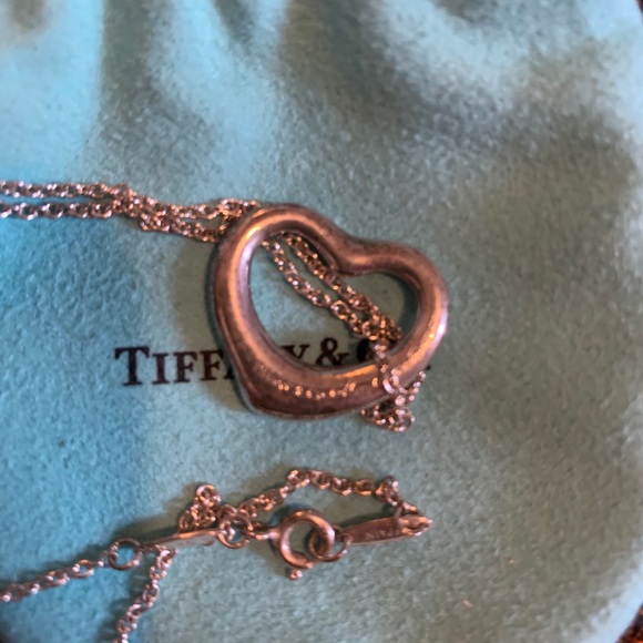 Tiffany & Co  necklace - Picture 3 of 4